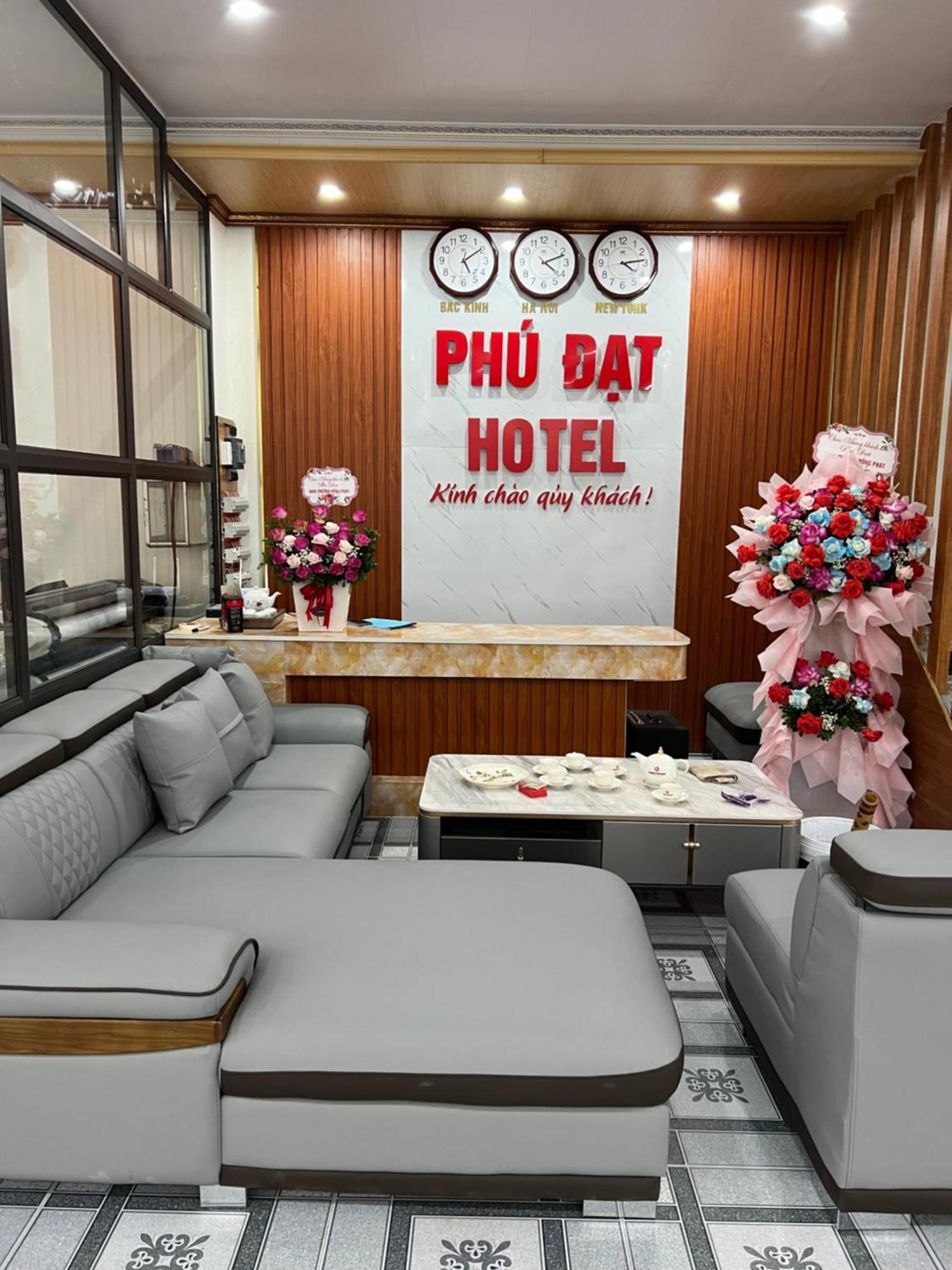 Phu Dat Hotel Dong Van  Exterior foto